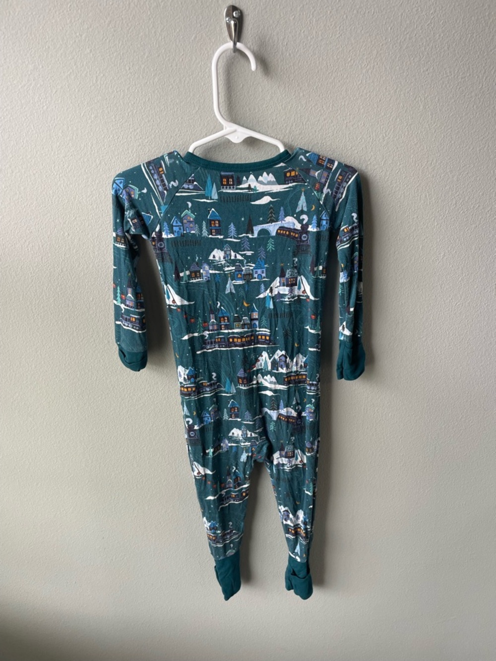 Little Sleepies Midnight Express Bamboo Zippy Sleeper - Holiday Print - Picture 6 of 6